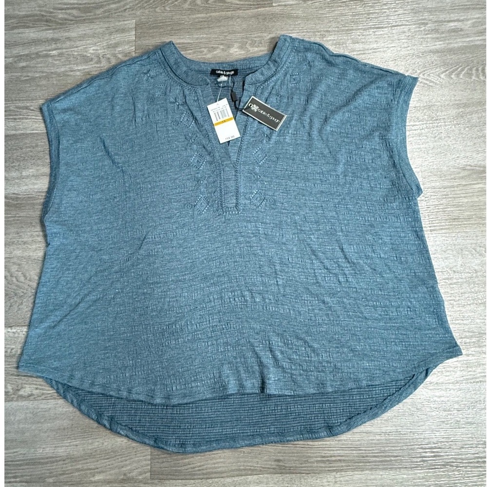 Cable & Gauge Womens 3X Majolica Blue Embroidered Split Neck Knit Top CSTP05417W